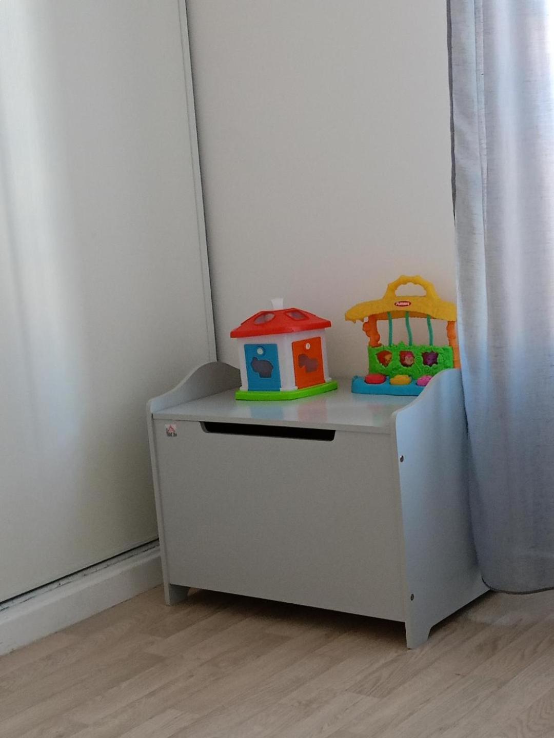 Superbe Appartement ,Proche De Paris, Dans Residence Privee , Ideal Familles, Parking Et Wifi Gratuits! ! ! Витри-сюр-Сен Экстерьер фото
